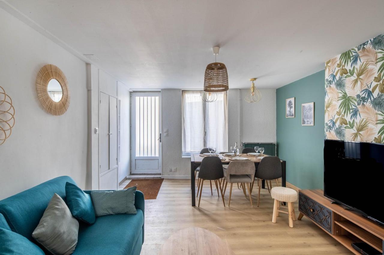 Maison De Ville En Plein Centre Avec Terrasse 푸아티에 외부 사진